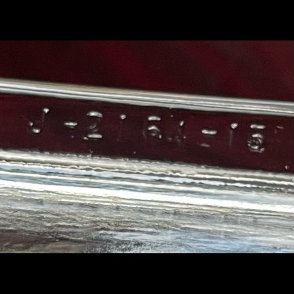 Vintage Domed Square Lid Square Handle - Picture 5 of 7